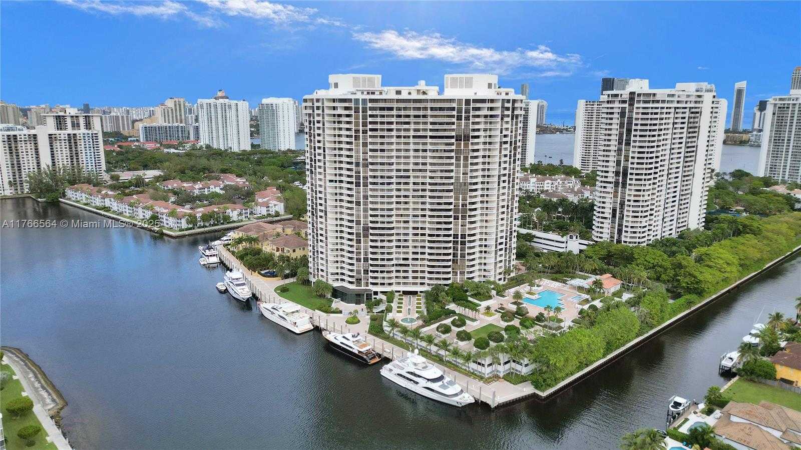 Small Image of 1000 ISLAND BLVD #2107, Aventura Number 61
