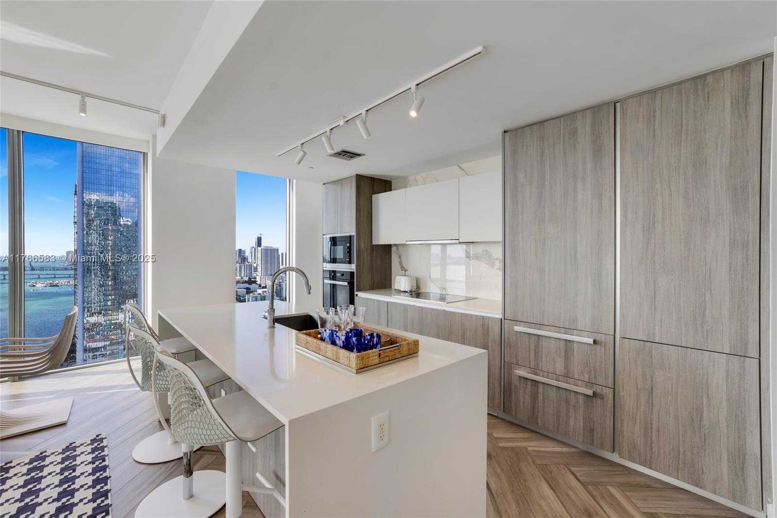 Small Image of 2900 NORTH EAST 7TH AVE #3207, Miami Number 10