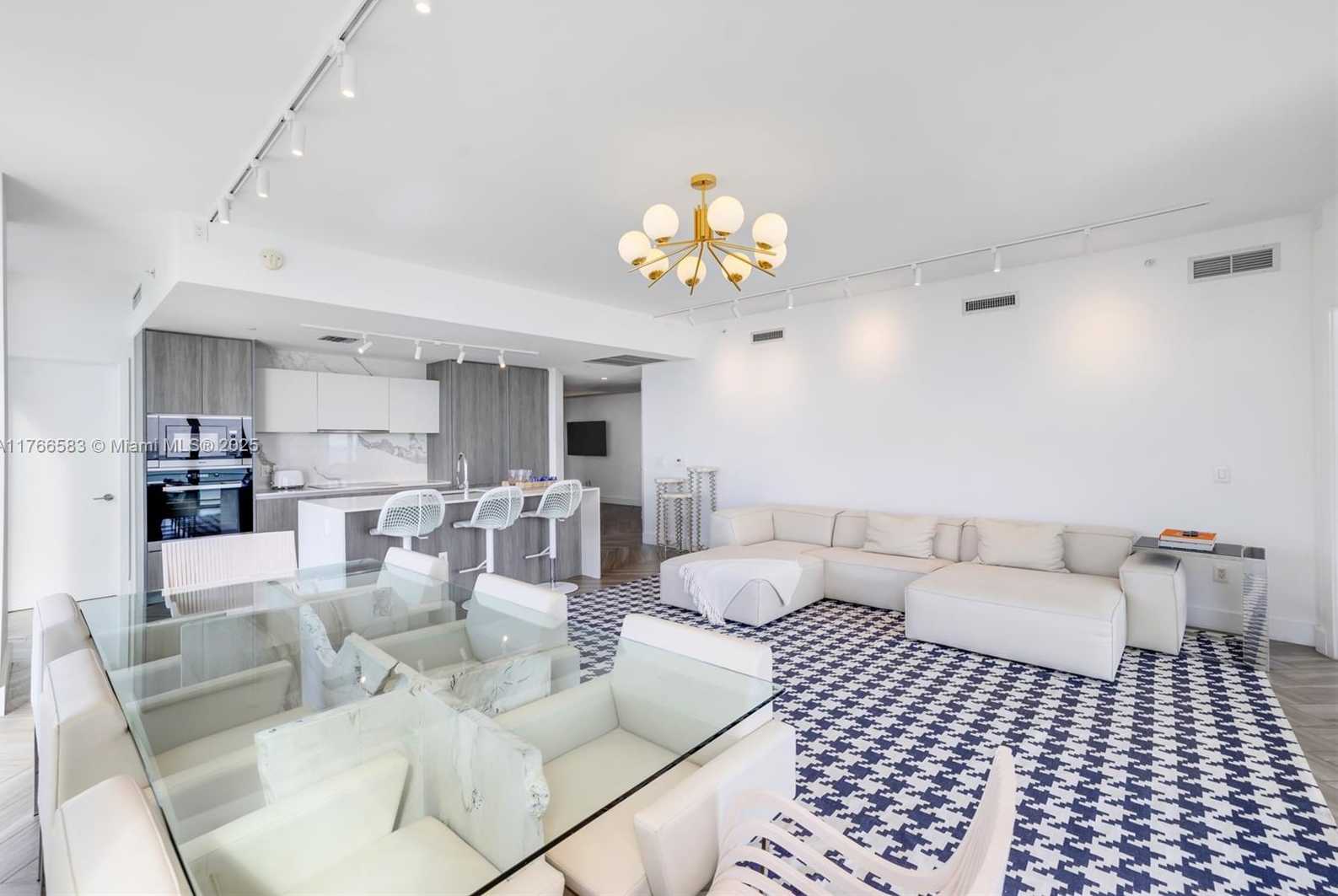 Small Image of 2900 NORTH EAST 7TH AVE #3207, Miami Number 13