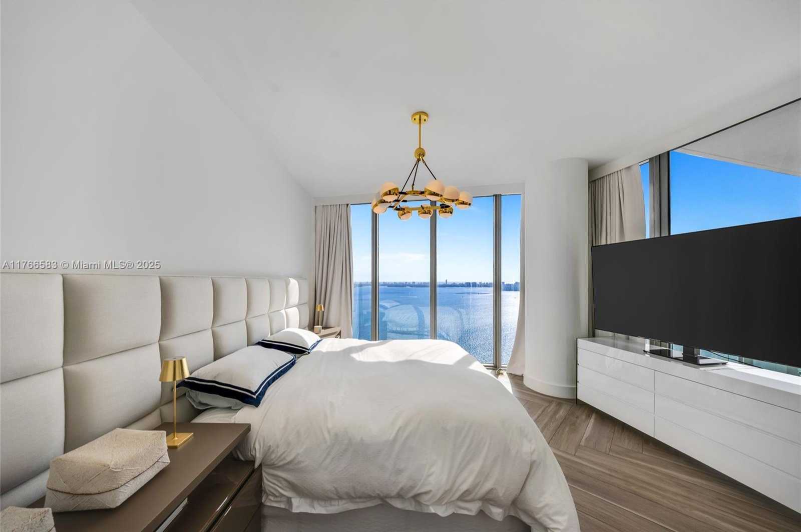 Small Image of 2900 NORTH EAST 7TH AVE #3207, Miami Number 16