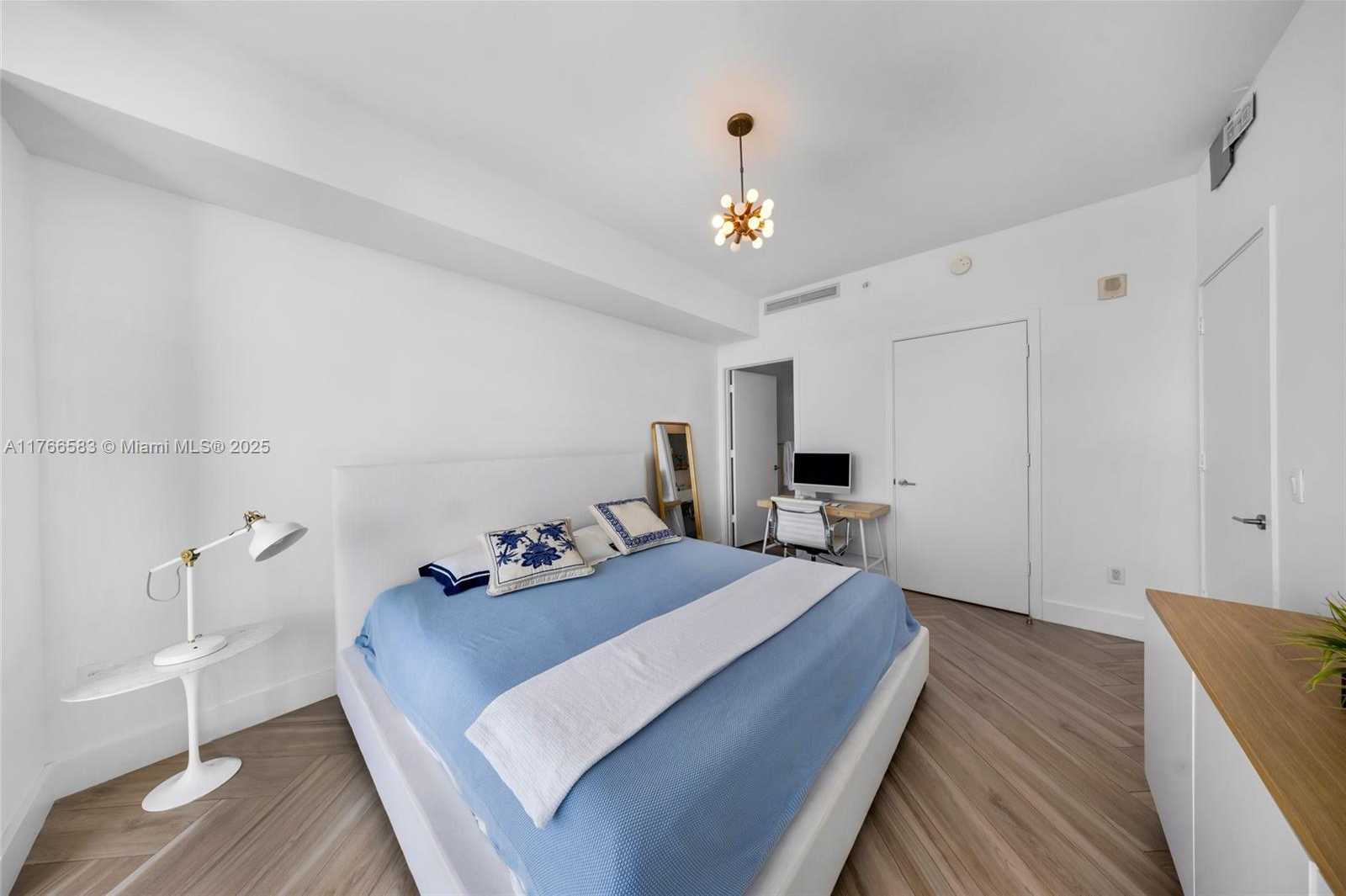 Small Image of 2900 NORTH EAST 7TH AVE #3207, Miami Number 27
