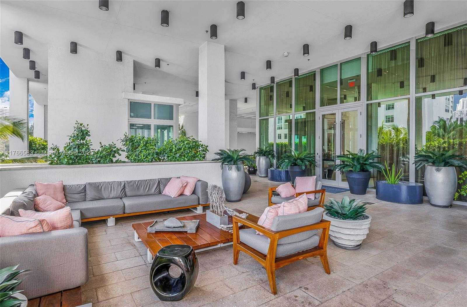 Small Image of 2900 NORTH EAST 7TH AVE #3207, Miami Number 3
