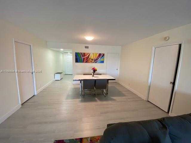 Small Image of 804 CYPRESS BLVD #407, Pompano Beach Number 9