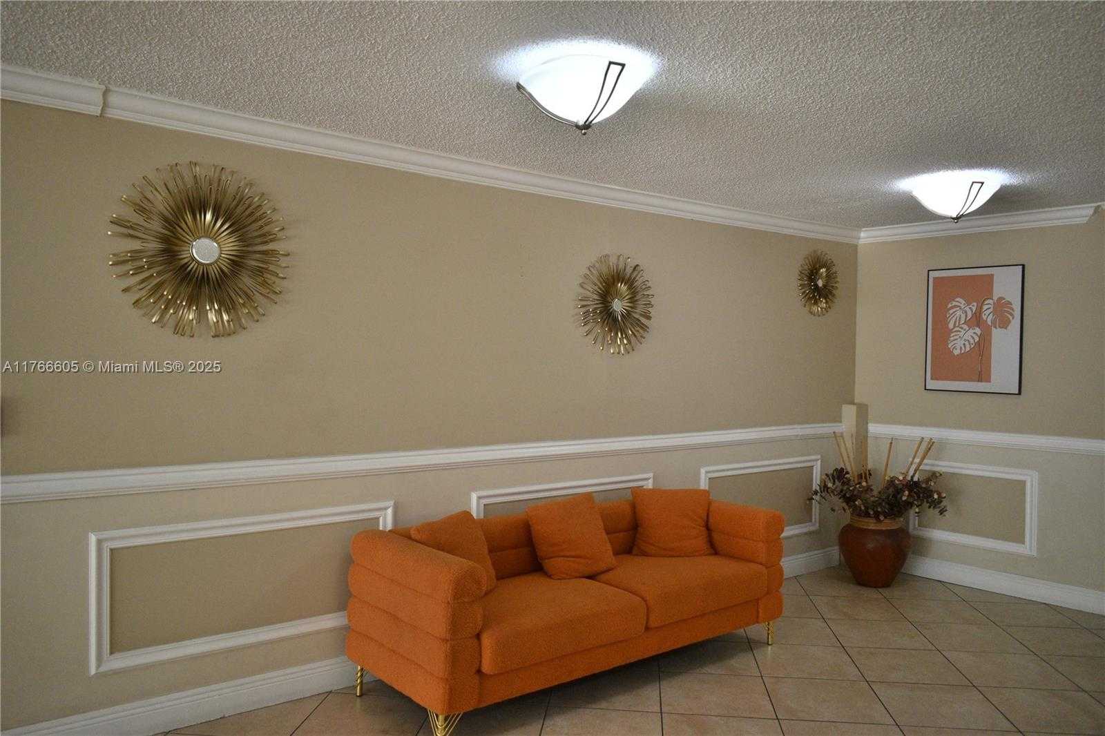 Small Image of 200 178TH DR #704, Sunny Isles Beach Number 8