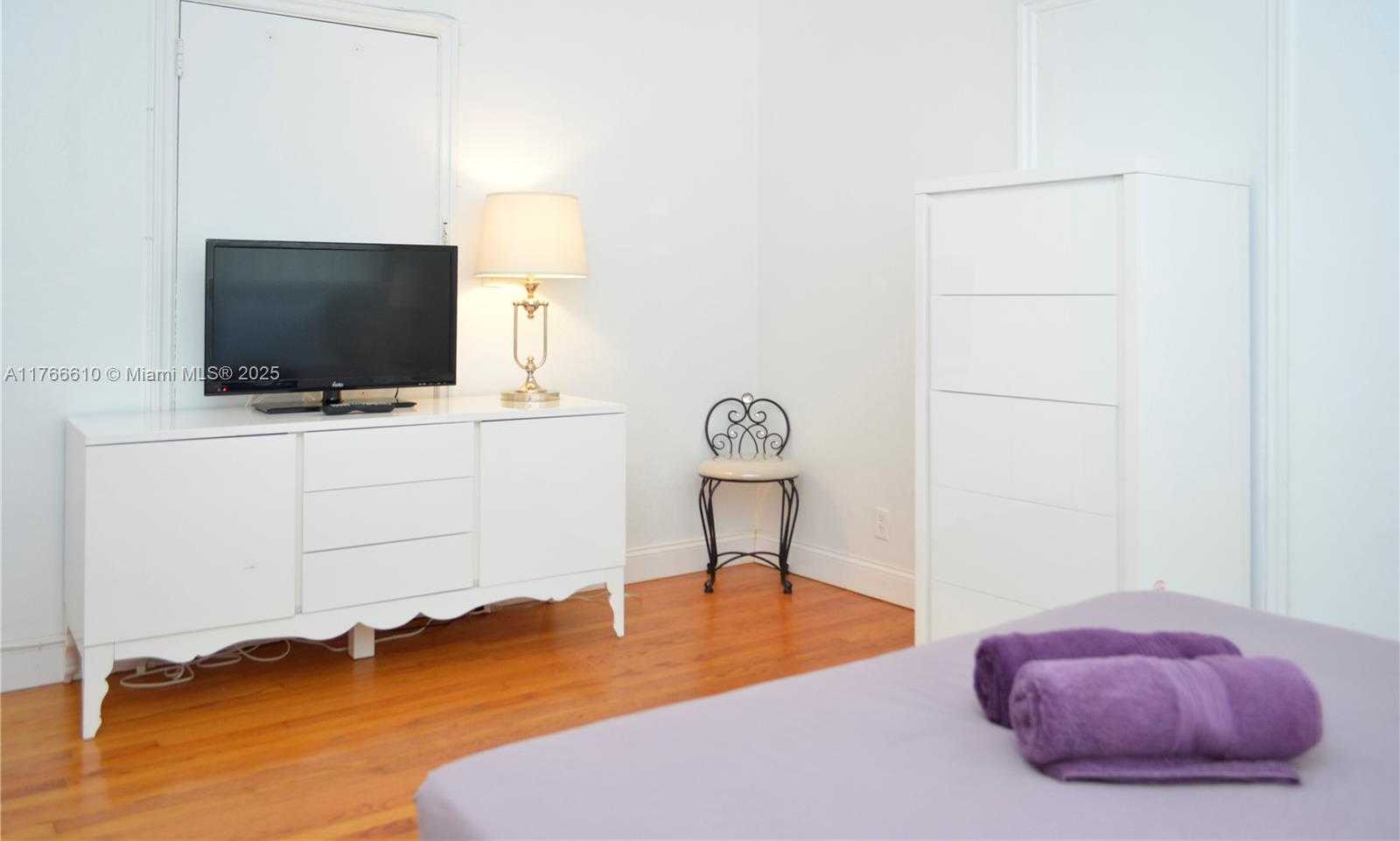 Small Image of 1021 EUCLID AVE #1, Miami Beach Number 1