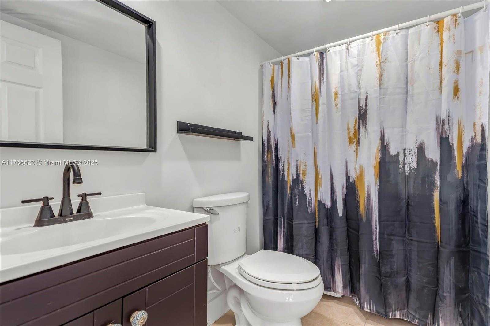 Small Image of 2551 CAMELOT CT #106, Cooper City Number 18