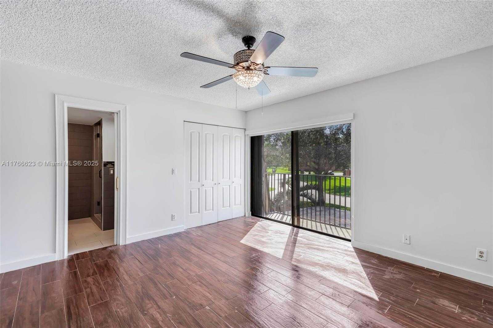 Small Image of 2551 CAMELOT CT #106, Cooper City Number 29