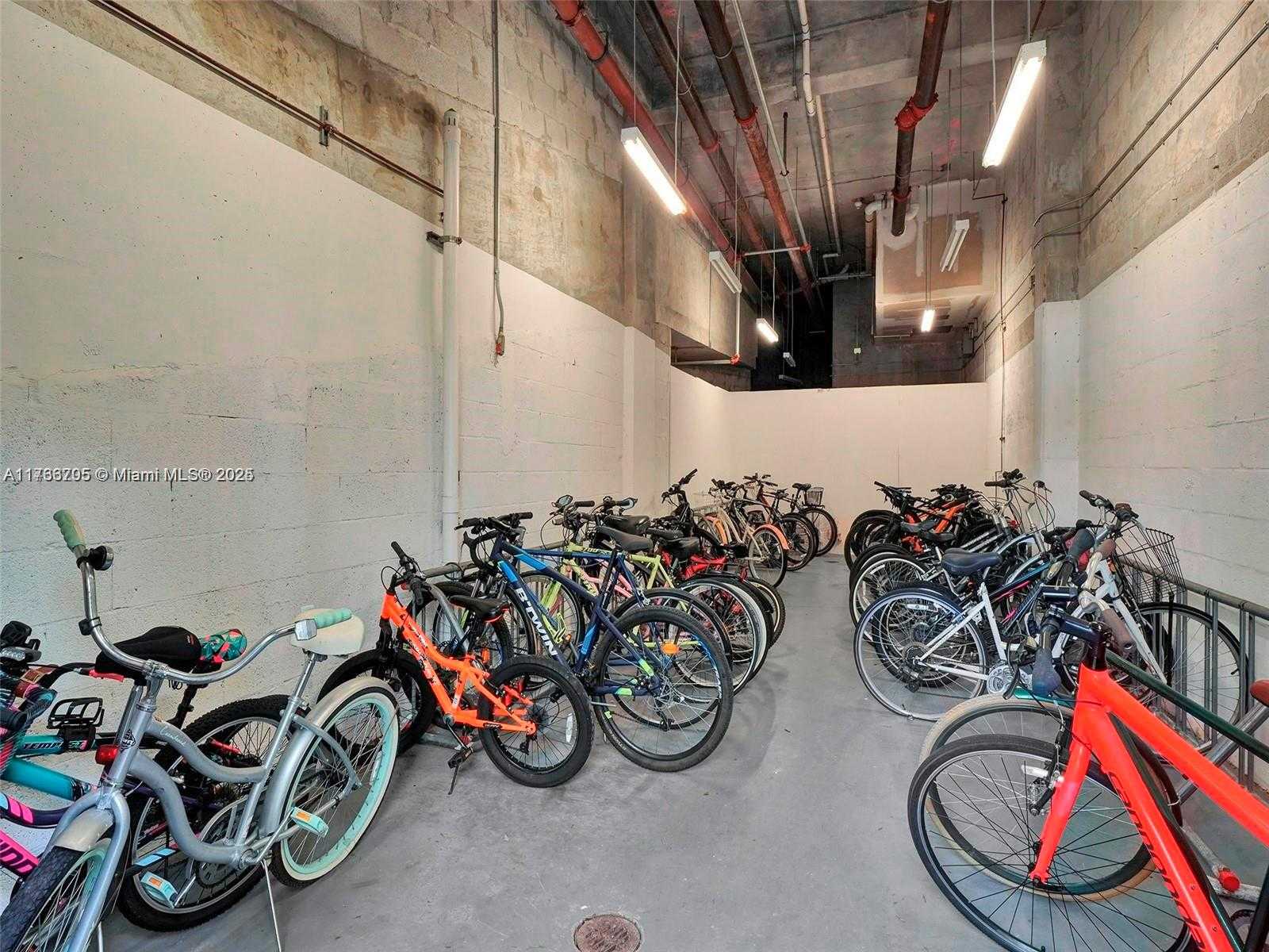 Small Image of 218 SOUTH EAST 14TH ST #1203, Miami Number 26