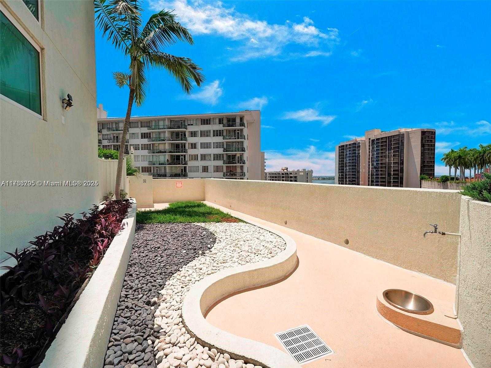Small Image of 218 SOUTH EAST 14TH ST #1203, Miami Number 28