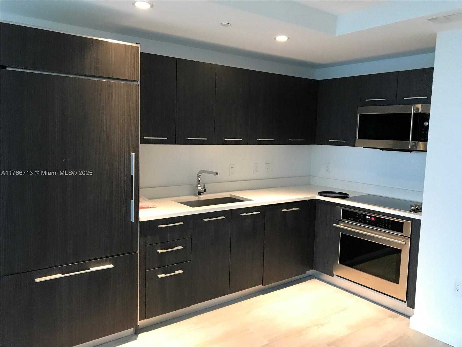 Small Image of 45 SOUTH WEST 9TH ST #2905, Miami Number 5