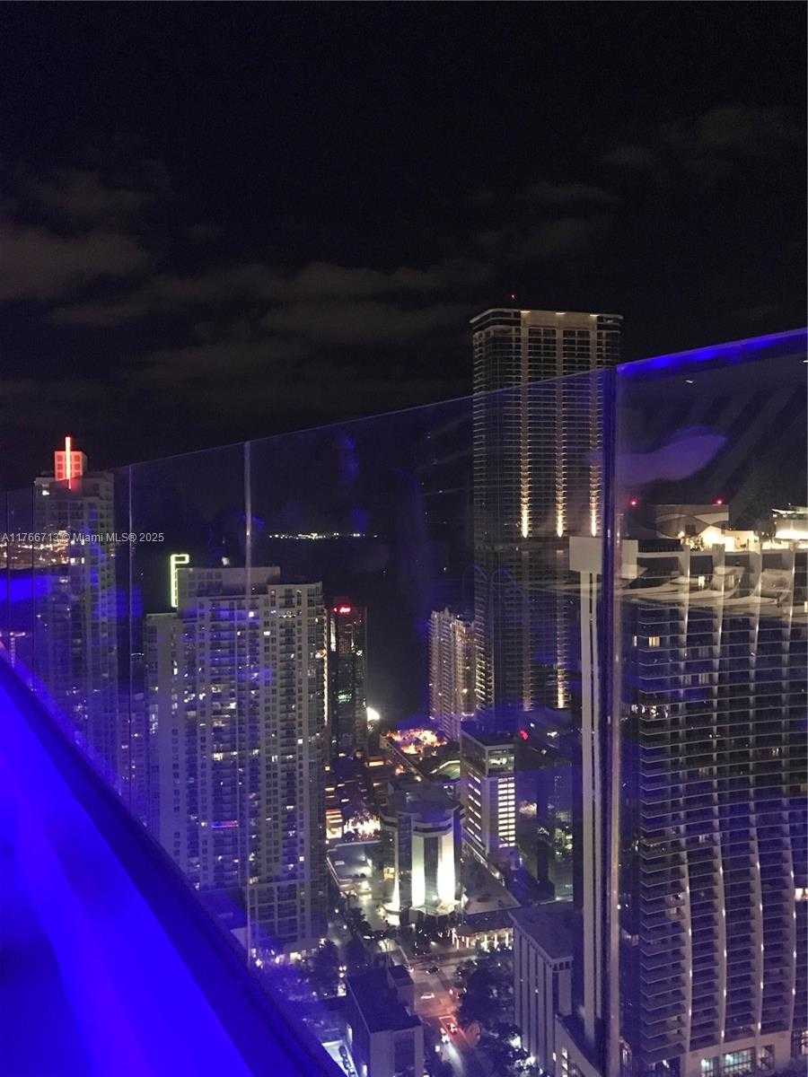 Small Image of 45 SOUTH WEST 9TH ST #2905, Miami Number 8