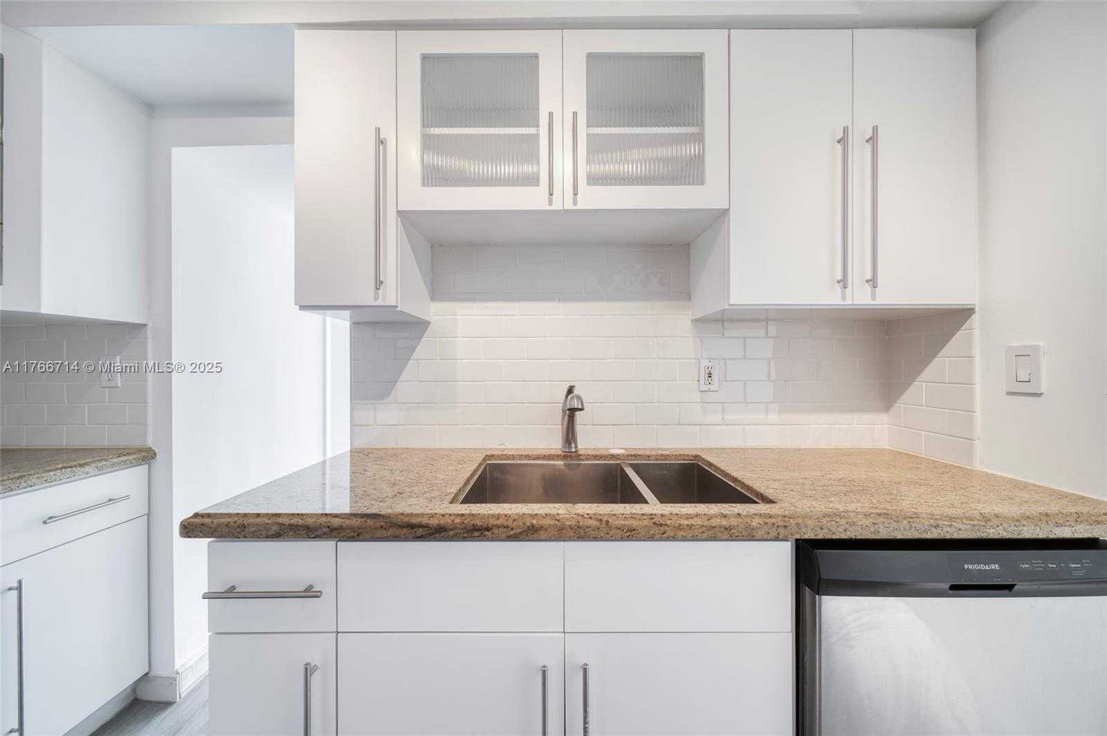Small Image of 7933 WEST DR #817, North Bay Village Number 6