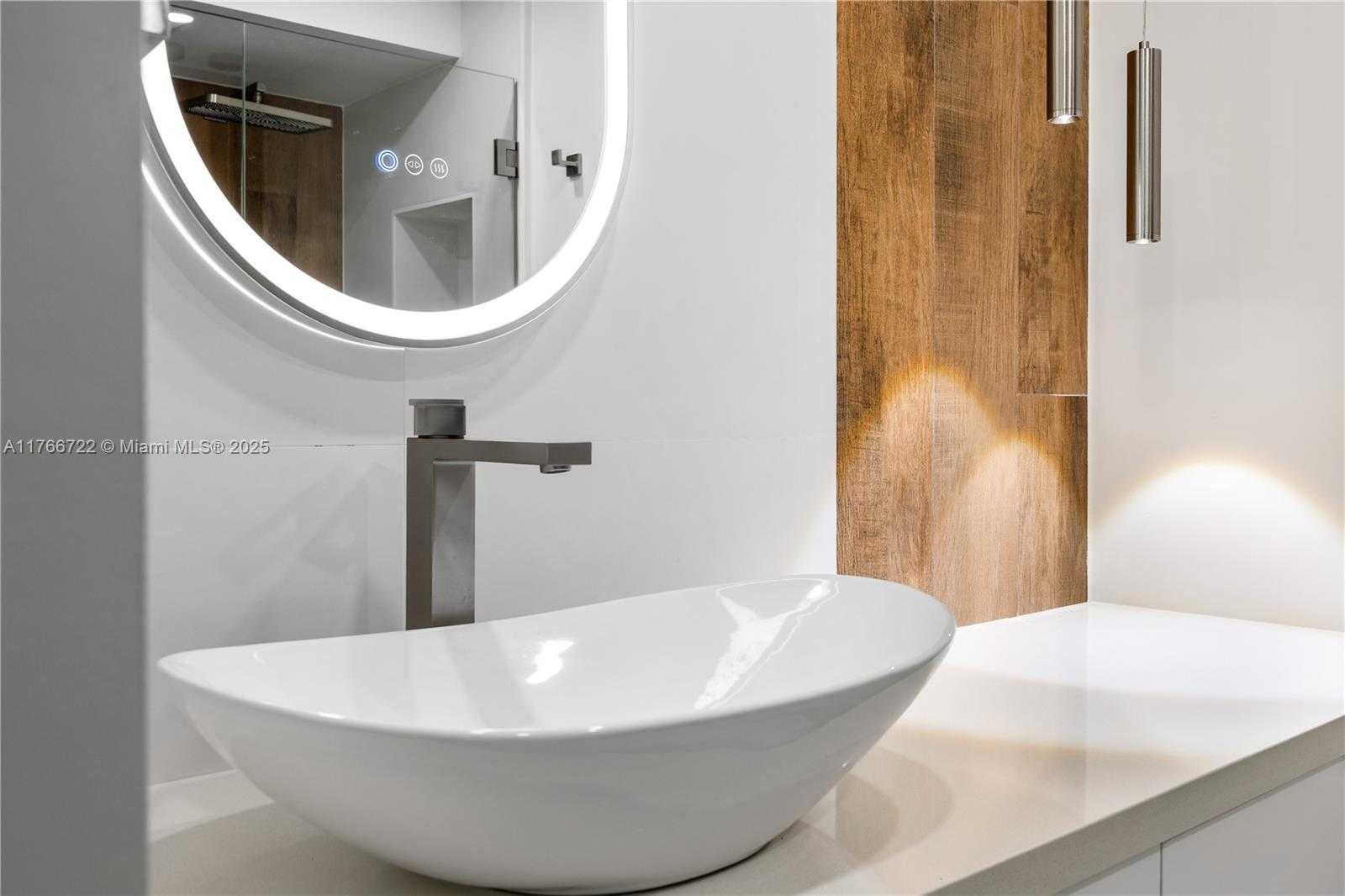 Small Image of 700 CORAL WAY #2, Coral Gables Number 27