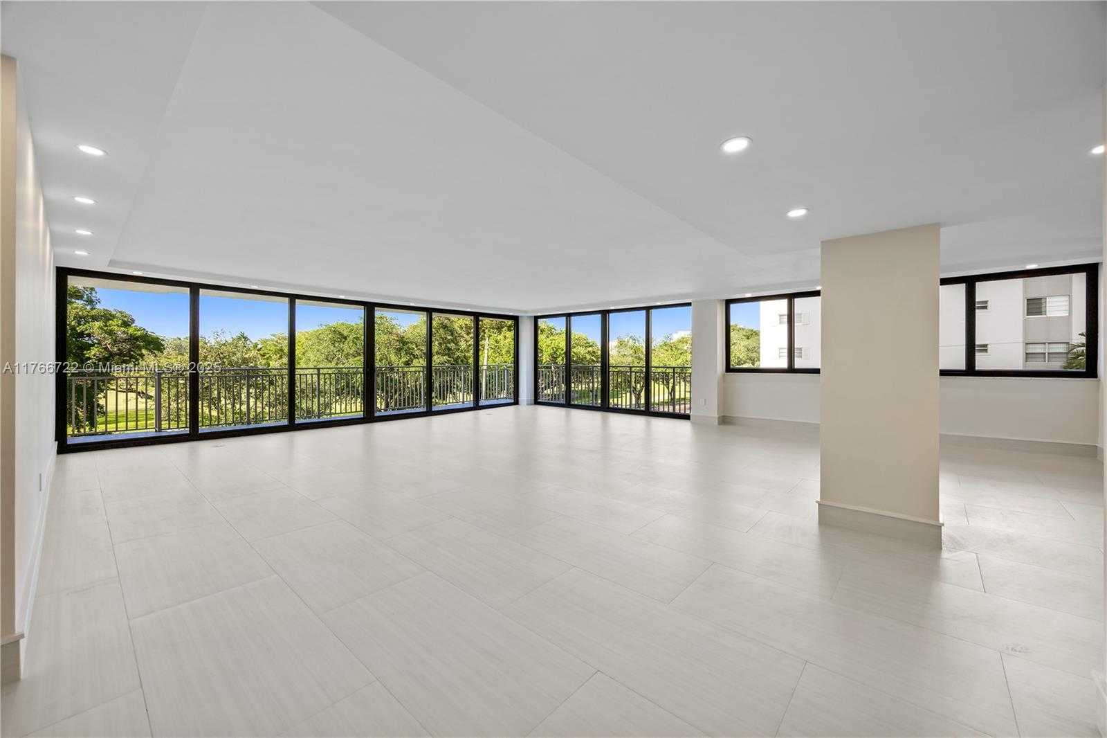 Small Image of 700 CORAL WAY #2, Coral Gables Number 3