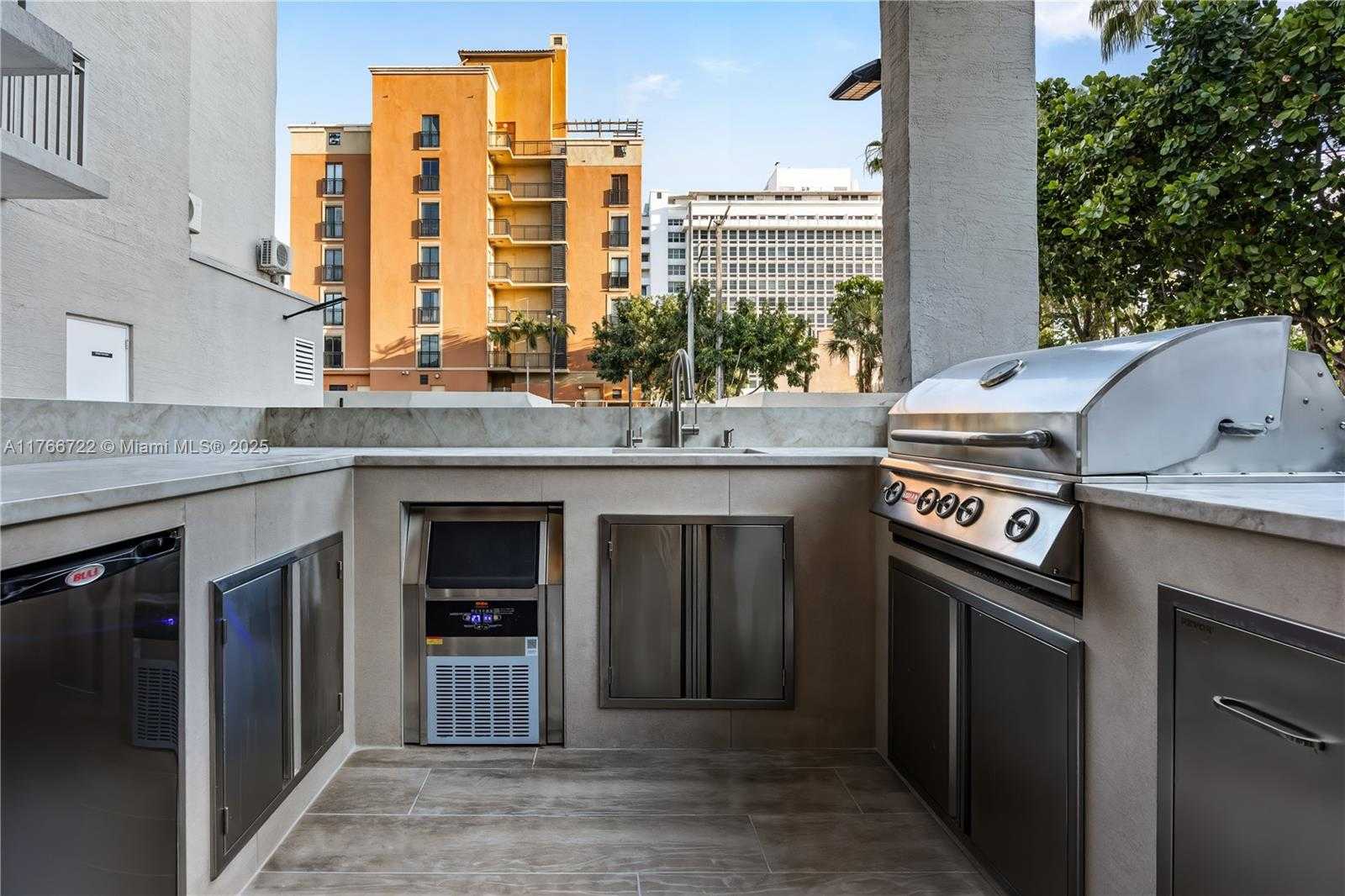 Small Image of 700 CORAL WAY #2, Coral Gables Number 39