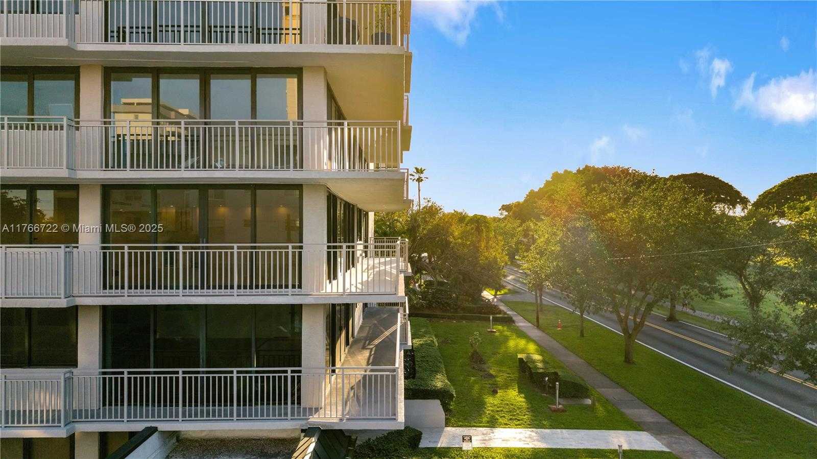Small Image of 700 CORAL WAY #2, Coral Gables Number 49