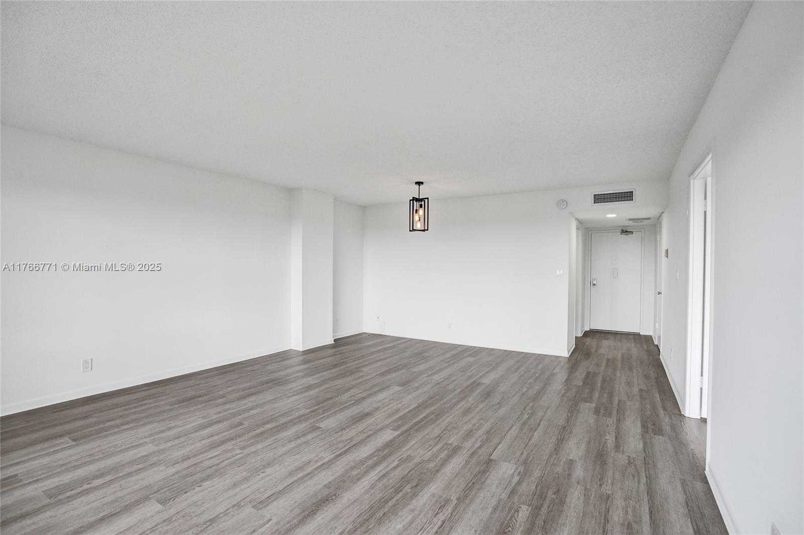Small Image of 10777 WEST SAMPLE RD #904, Coral Springs Number 17