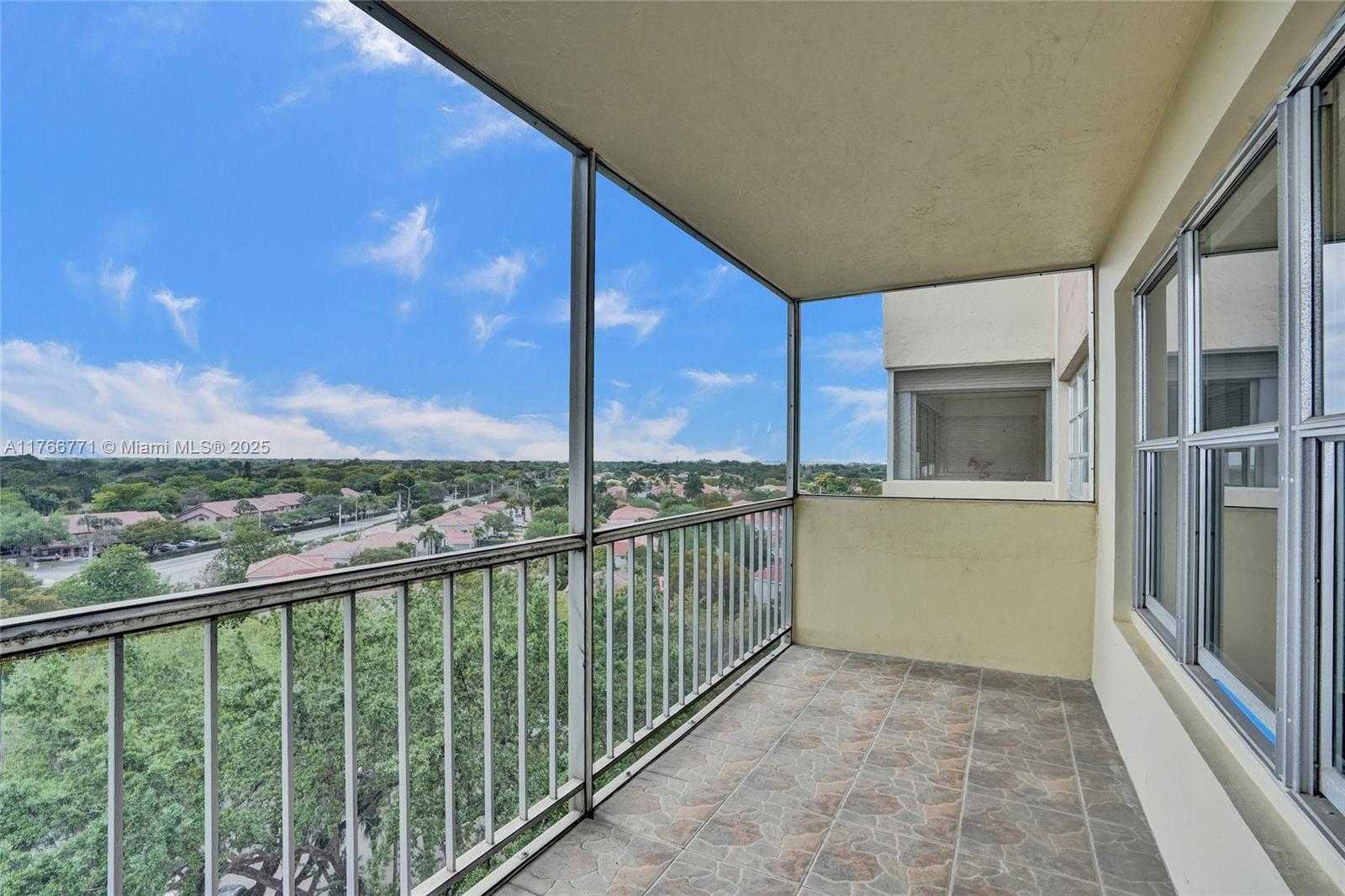 Small Image of 10777 WEST SAMPLE RD #904, Coral Springs Number 29