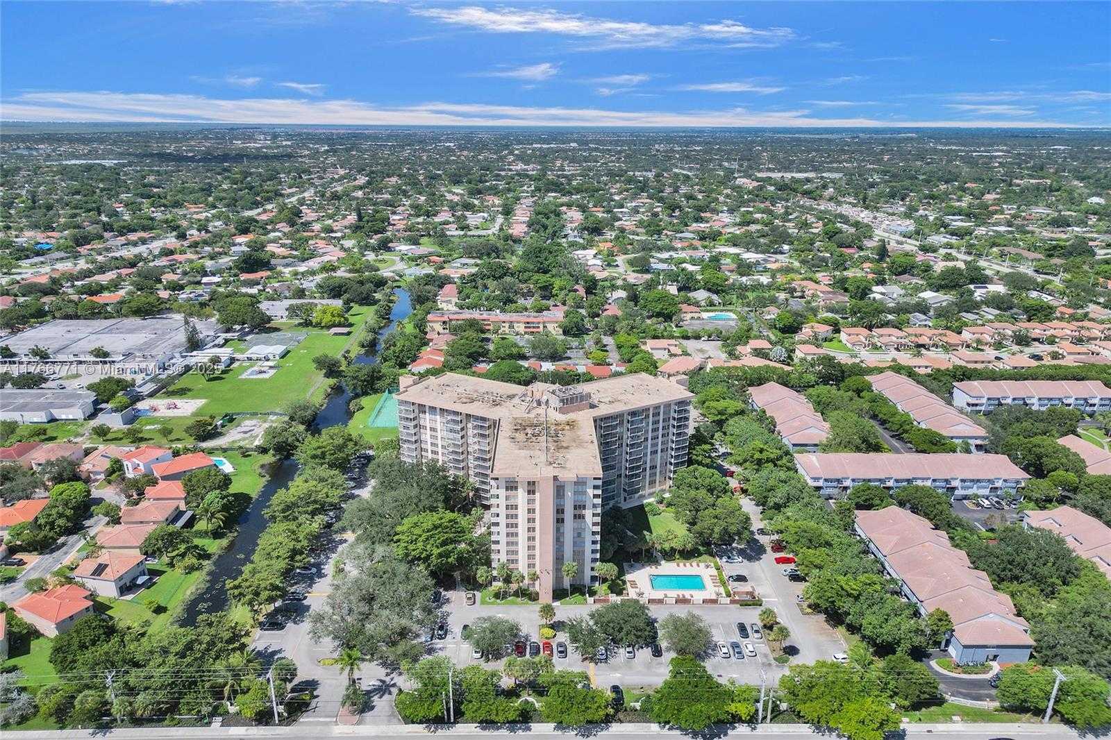 Small Image of 10777 WEST SAMPLE RD #904, Coral Springs Number 49