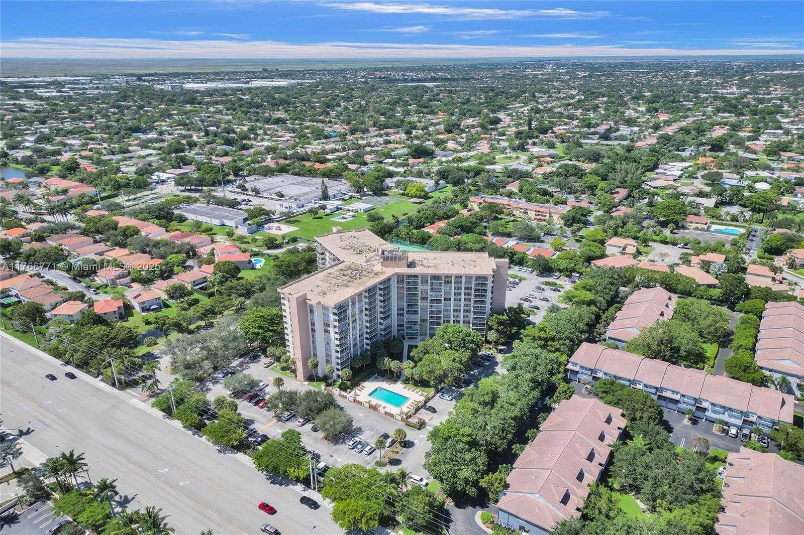 Small Image of 10777 WEST SAMPLE RD #904, Coral Springs Number 51