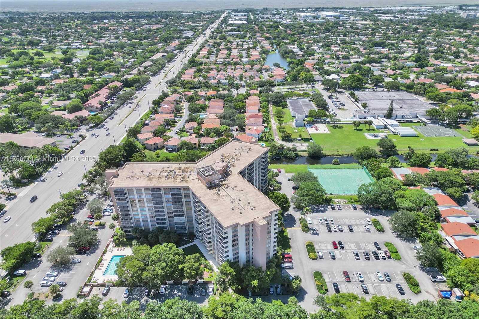 Small Image of 10777 WEST SAMPLE RD #904, Coral Springs Number 54