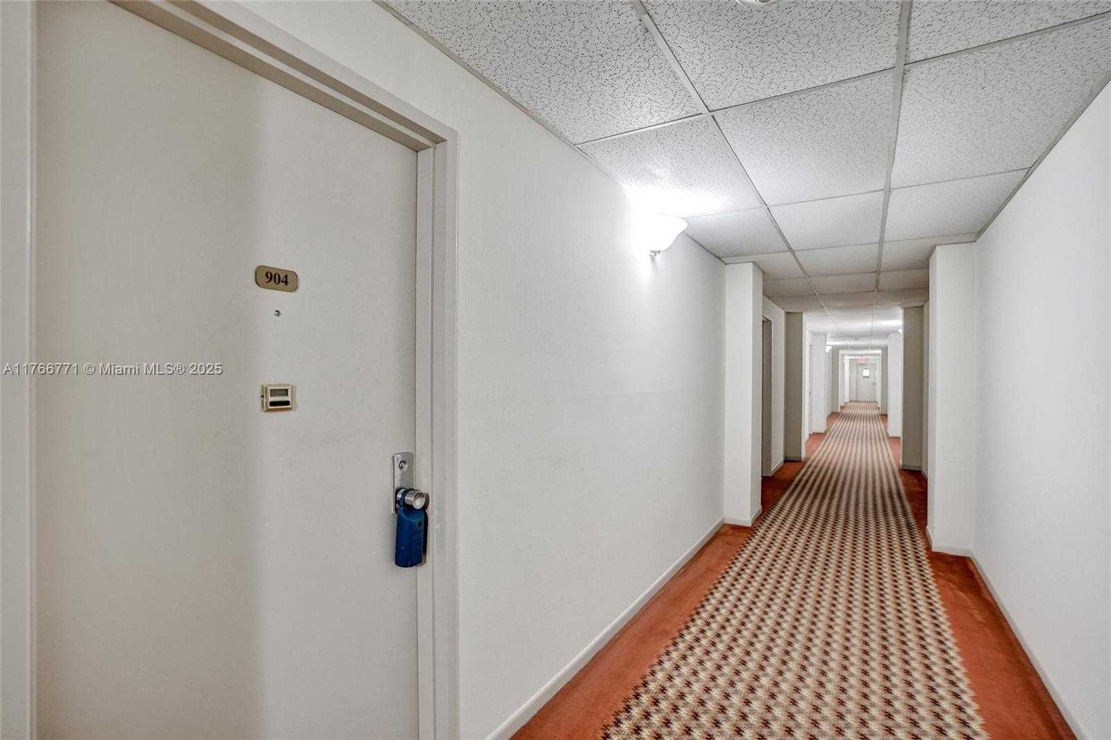 Small Image of 10777 WEST SAMPLE RD #904, Coral Springs Number 7