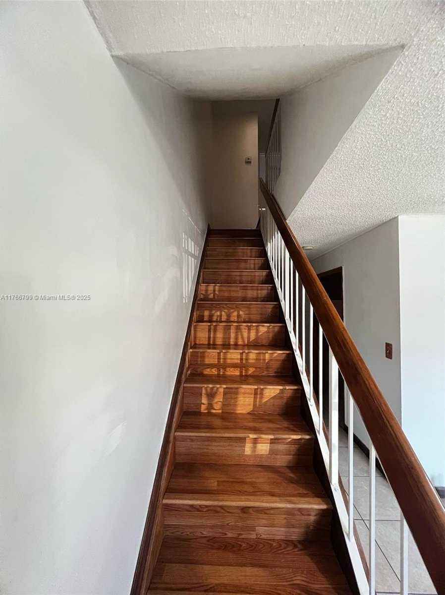 Small Image of 13345 SOUTH WEST 59TH LN, Miami Number 10