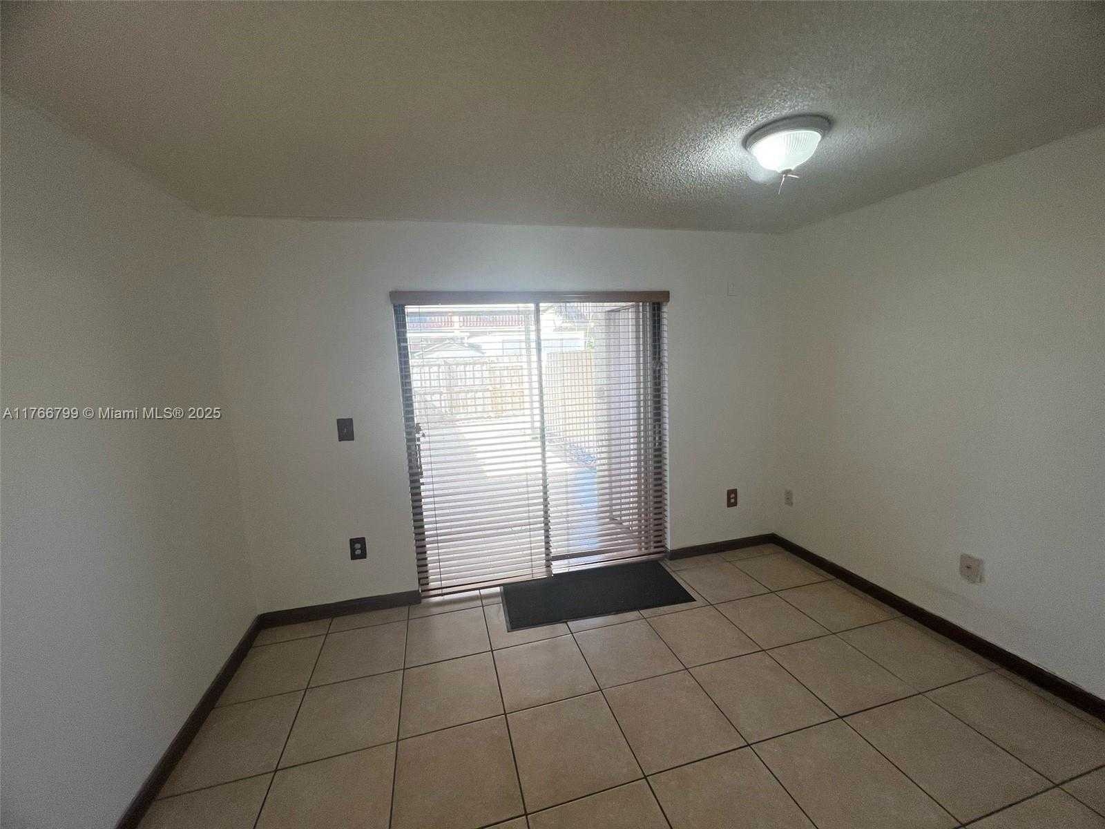 Small Image of 13345 SOUTH WEST 59TH LN, Miami Number 24