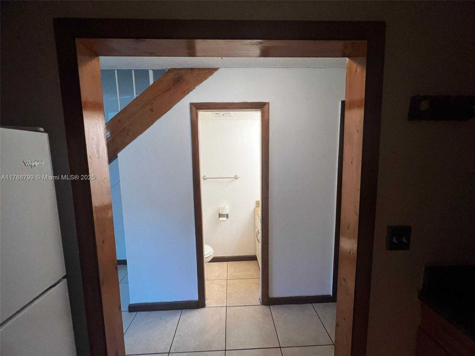 Small Image of 13345 SOUTH WEST 59TH LN, Miami Number 6