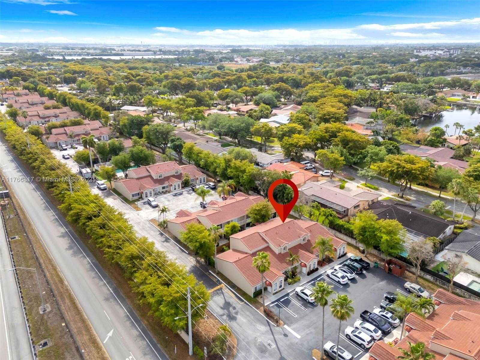 Small Image of 6916 NORTH WEST 166TH TERRACE #1204, Miami Lakes Number 11