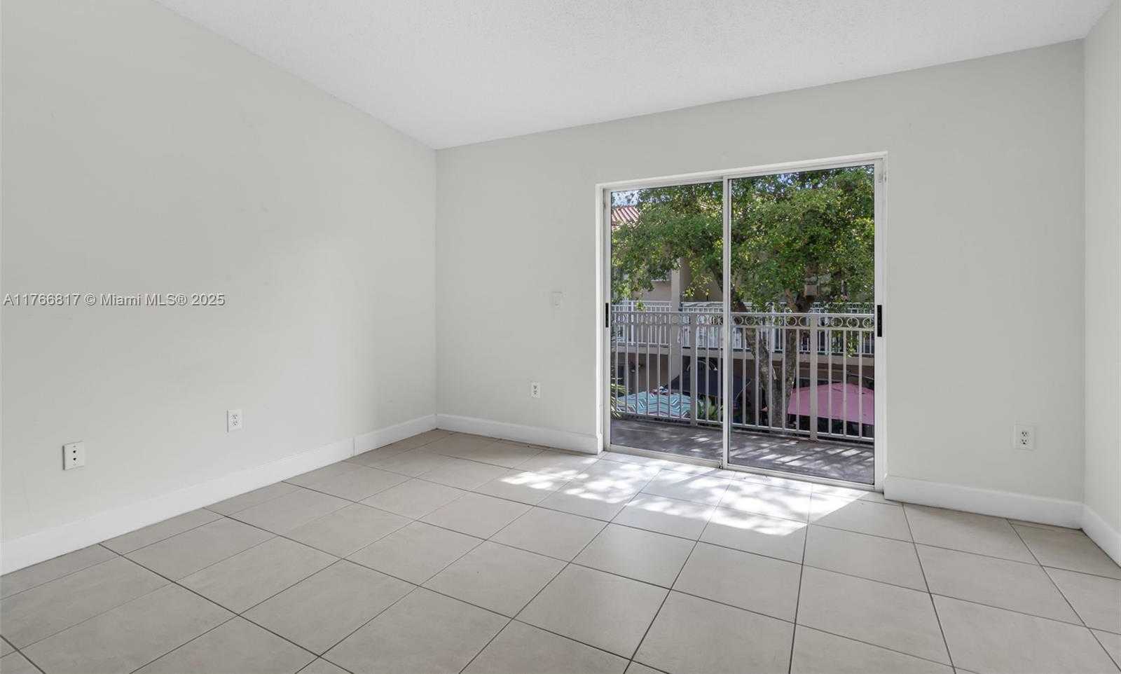Small Image of 6916 NORTH WEST 166TH TERRACE #1204, Miami Lakes Number 18