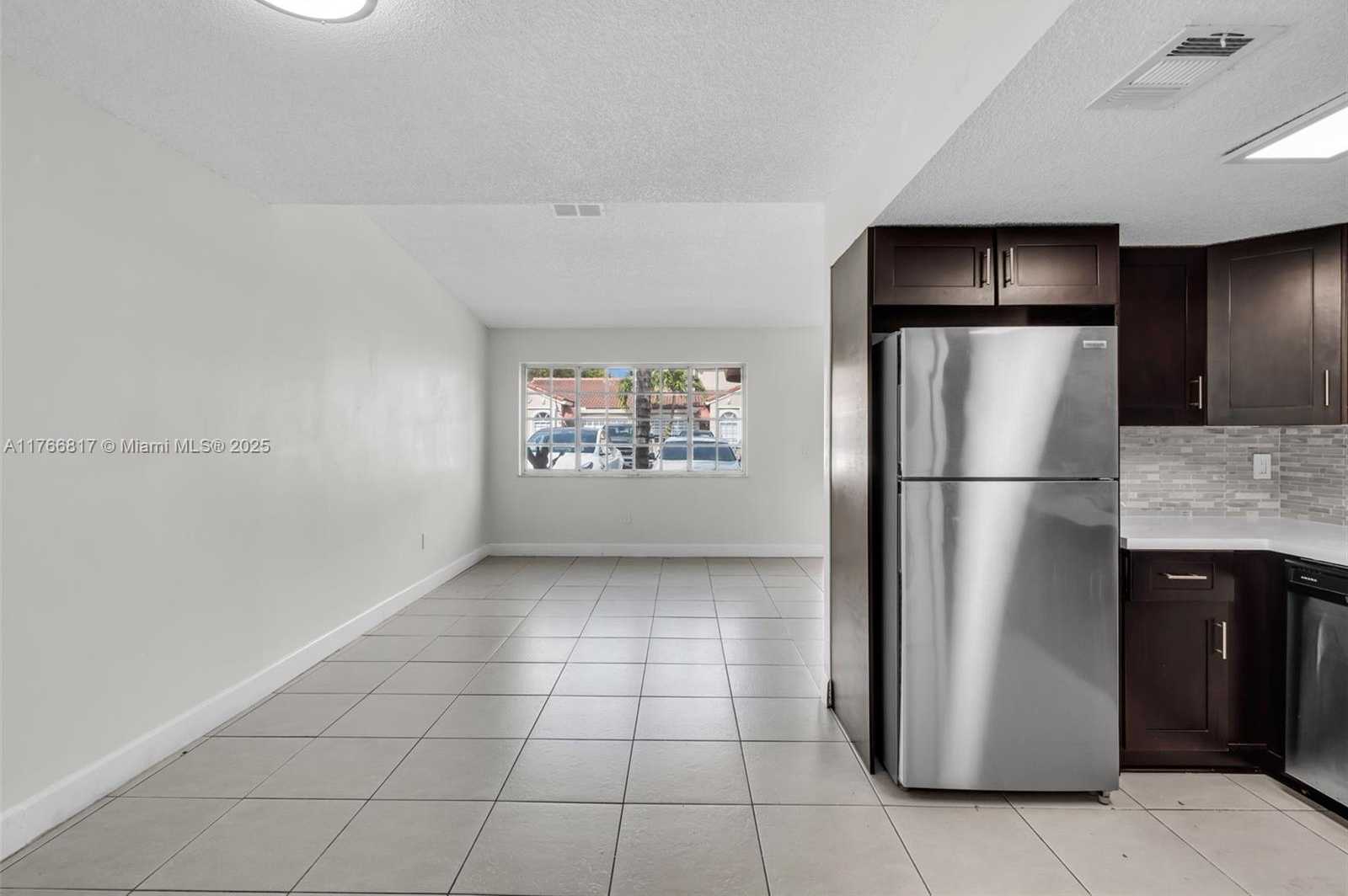 Small Image of 6916 NORTH WEST 166TH TERRACE #1204, Miami Lakes Number 24