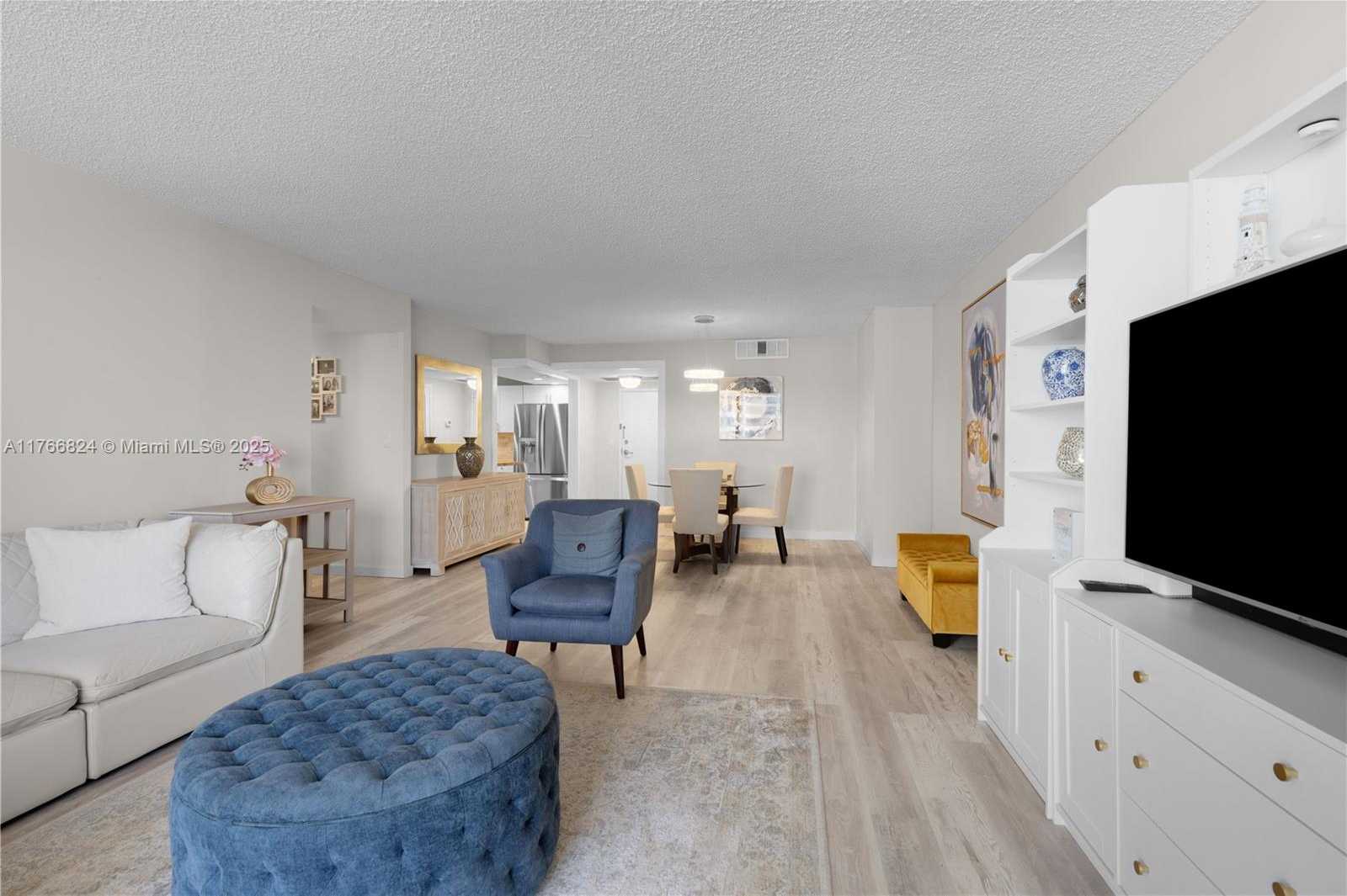 Small Image of 2500 PARKVIEW DRIVE #1019, Hallandale Beach Number 21