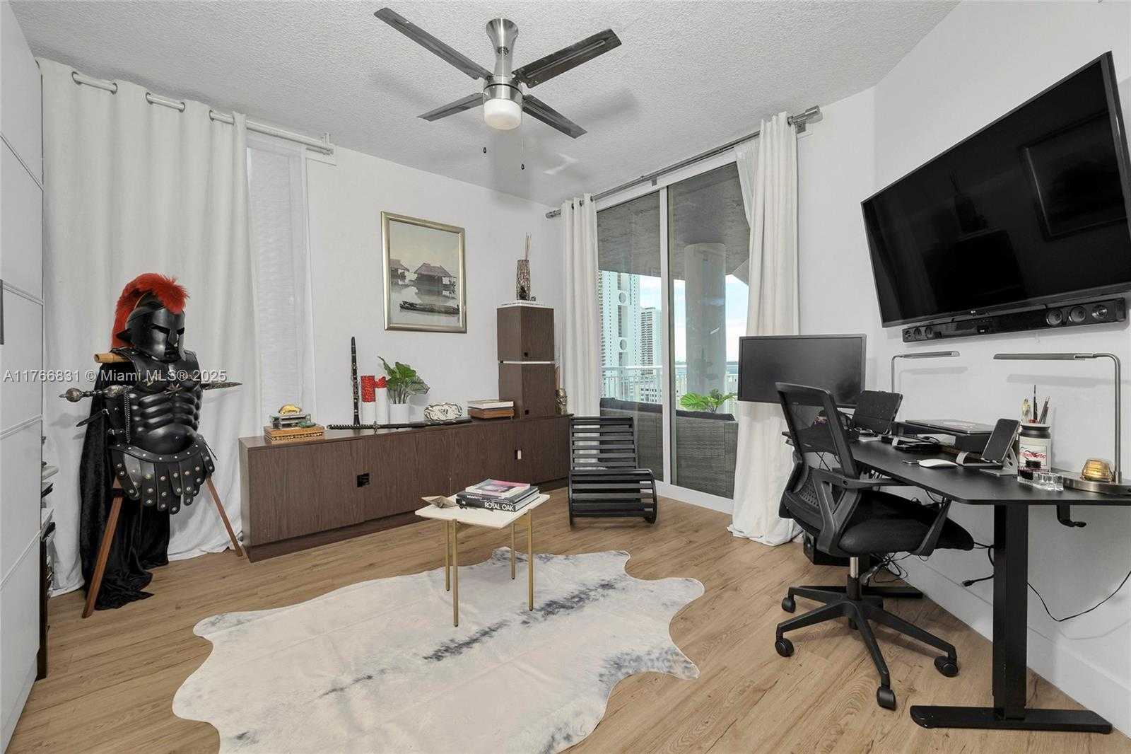 Small Image of 275 NORTH EAST 18TH ST #1207, Miami Number 19