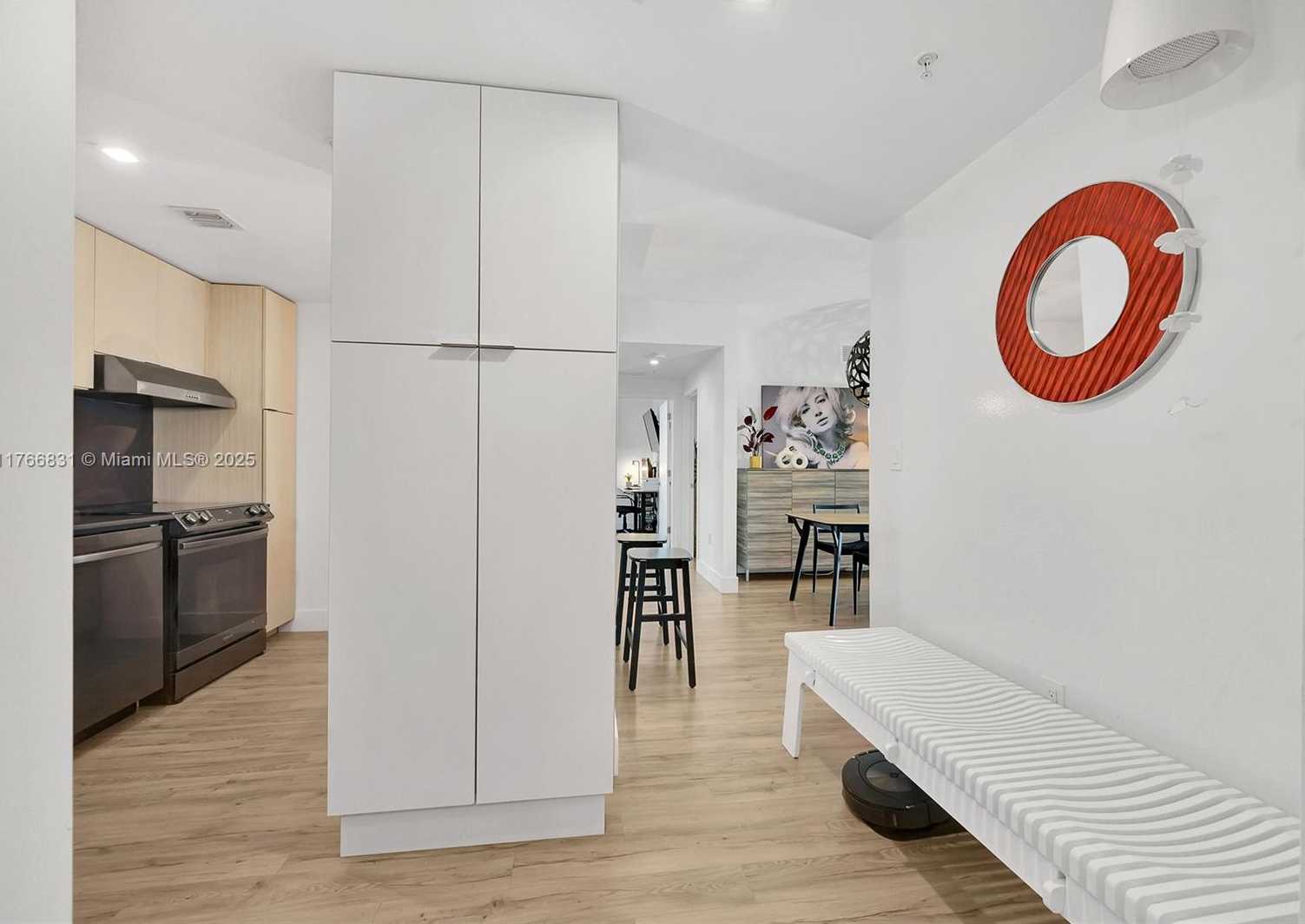 Small Image of 275 NORTH EAST 18TH ST #1207, Miami Number 22