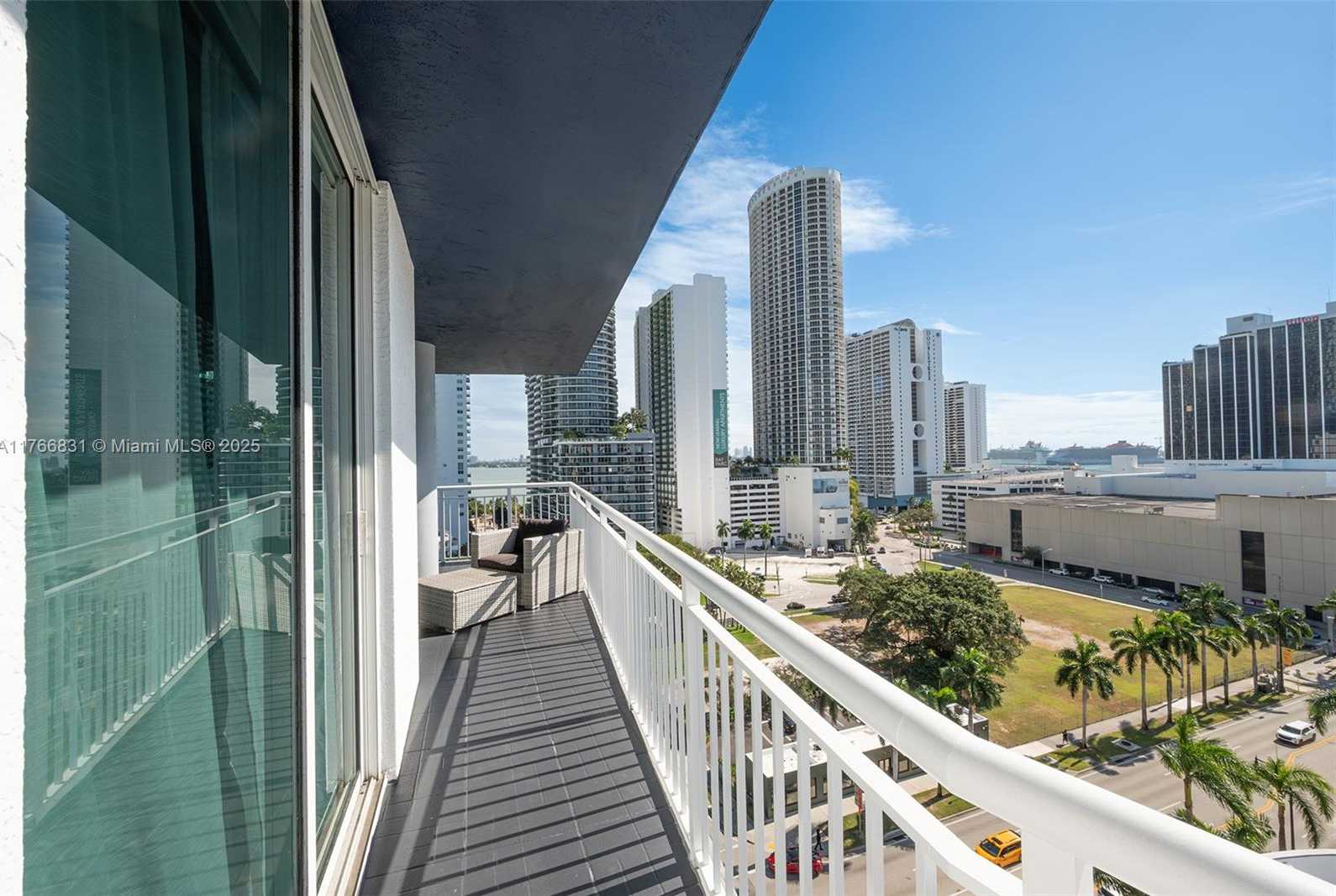 Small Image of 275 NORTH EAST 18TH ST #1207, Miami Number 26