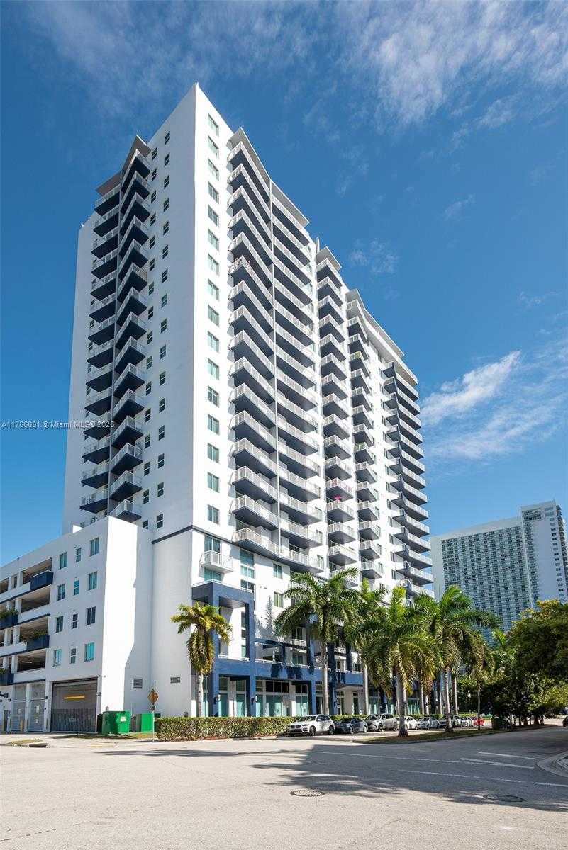 Small Image of 275 NORTH EAST 18TH ST #1207, Miami Number 3