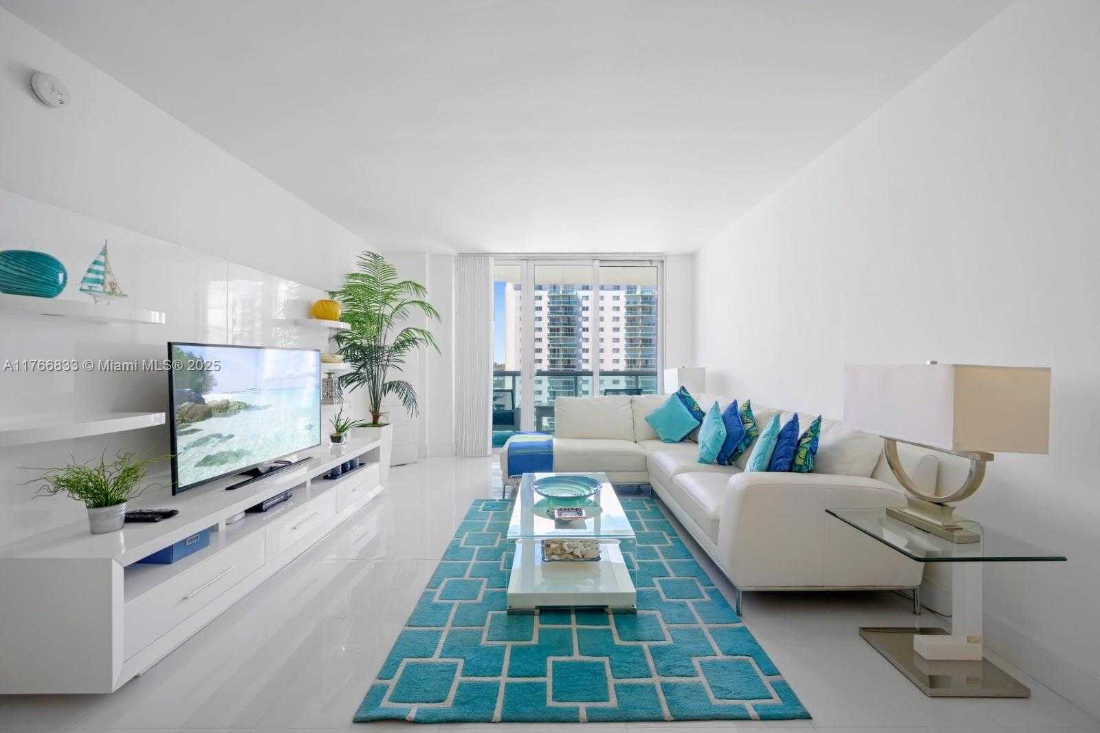 Small Image of 19370 COLLINS AVE #902, Sunny Isles Beach Number 4