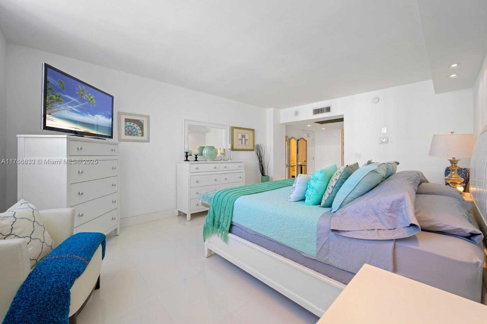 Small Image of 19370 COLLINS AVE #902, Sunny Isles Beach Number 9