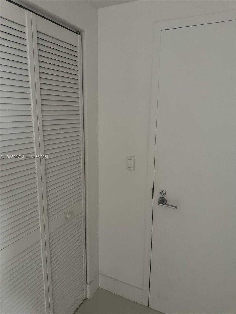 Small Image of 9940 WEST BAY HARBOR DR #7C-N, Bay Harbor Islands Number 20