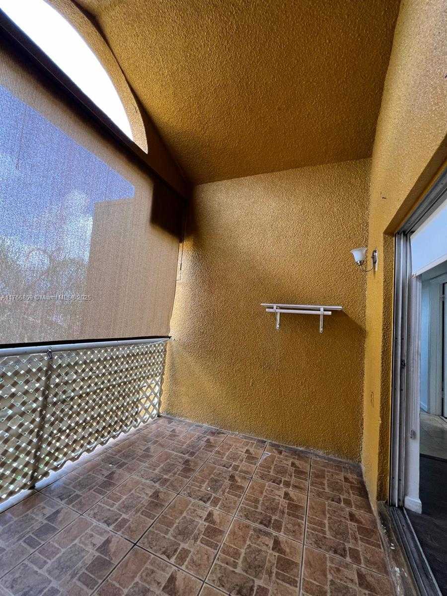 Small Image of 9715 FONTAINEBLEAU BLVD #E308, Miami Number 13