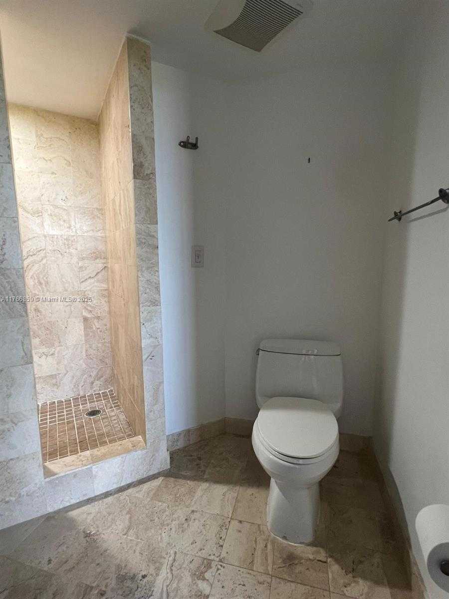 Small Image of 9715 FONTAINEBLEAU BLVD #E308, Miami Number 30