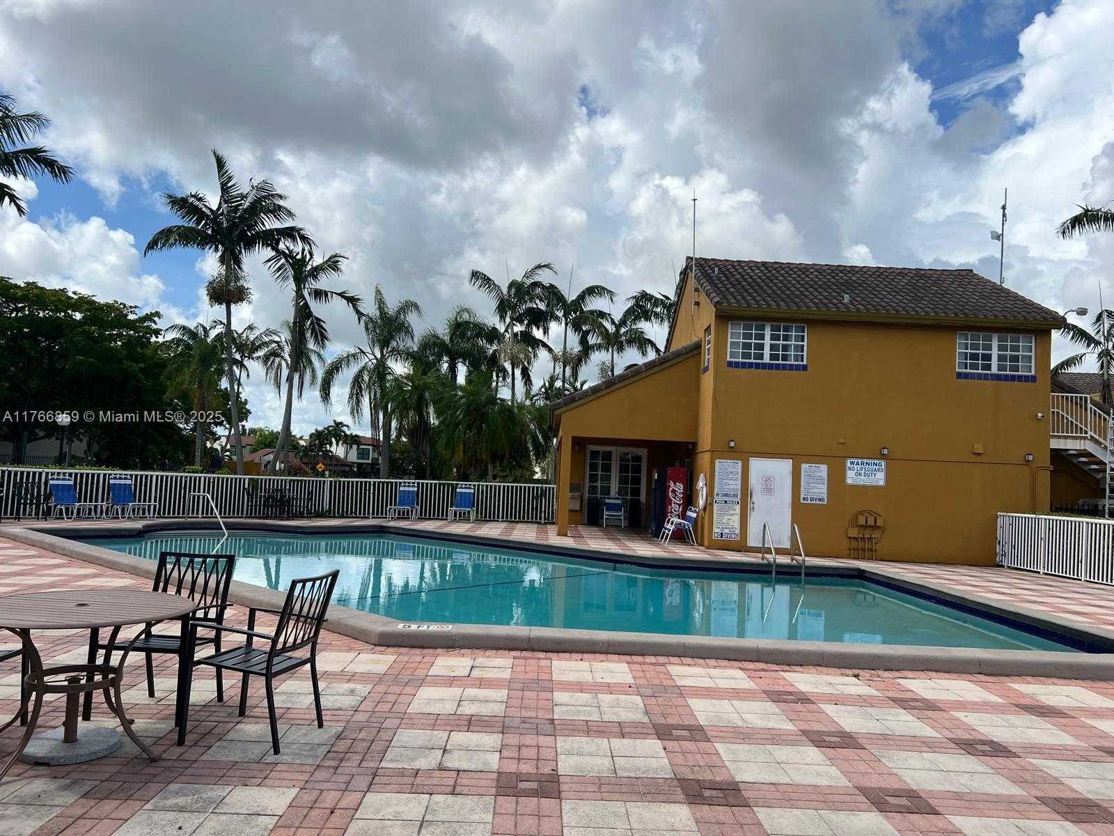 Small Image of 9715 FONTAINEBLEAU BLVD #E308, Miami Number 35