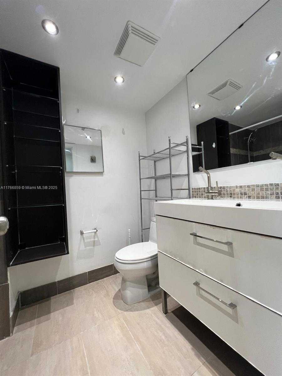 Small Image of 9715 FONTAINEBLEAU BLVD #E308, Miami Number 41