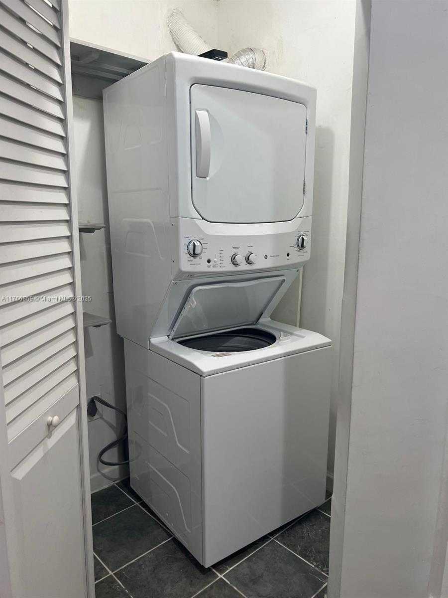 Small Image of 9715 FONTAINEBLEAU BLVD #E308, Miami Number 42