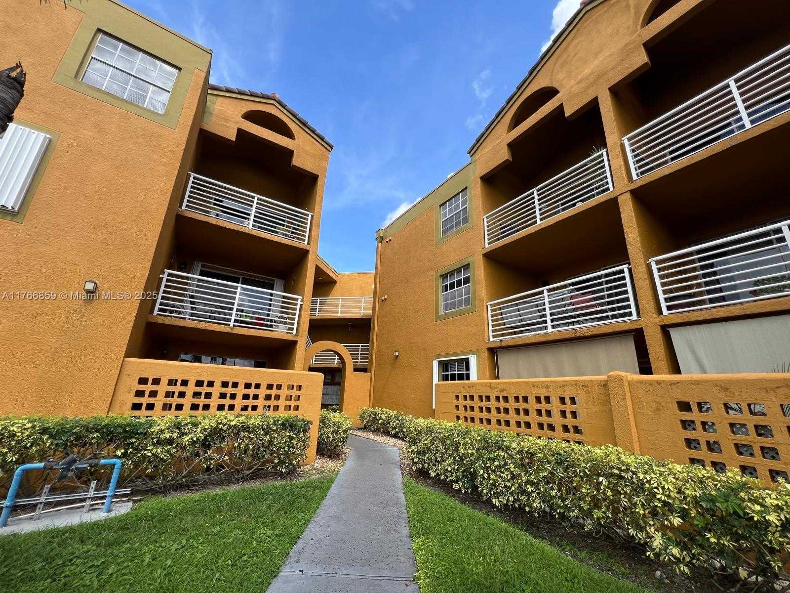 Small Image of 9715 FONTAINEBLEAU BLVD #E308, Miami Number 43