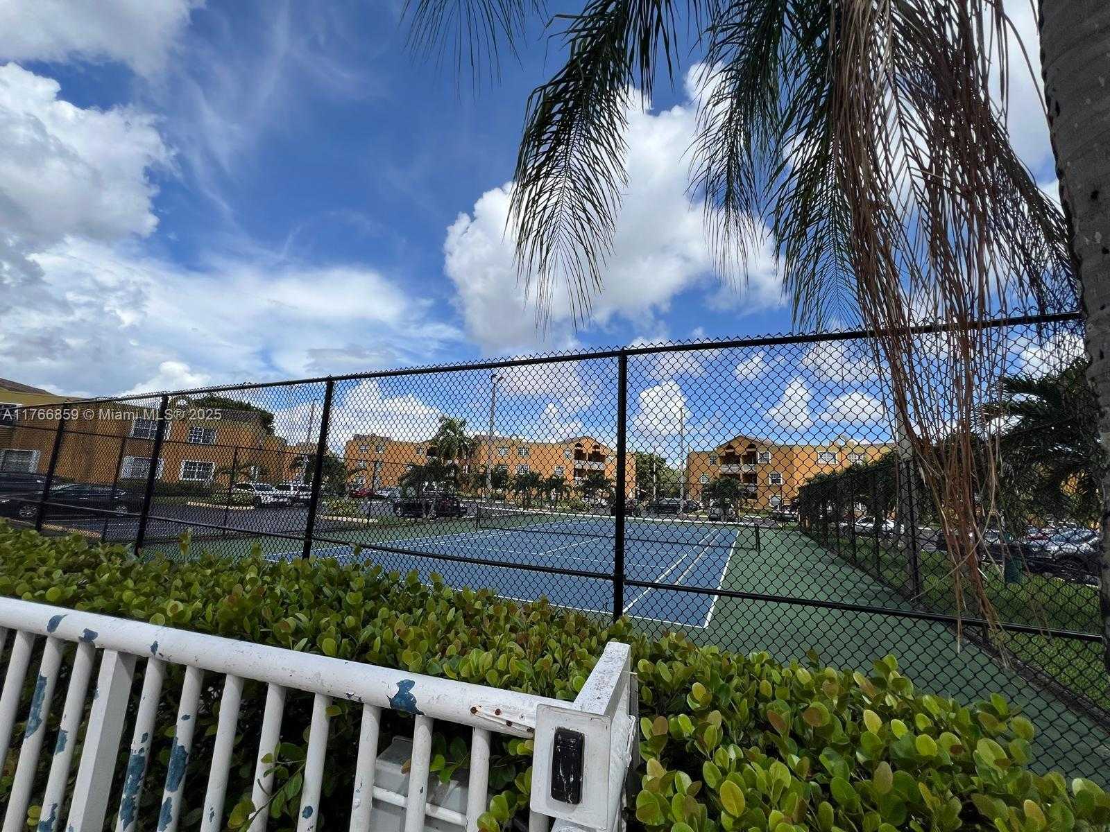 Small Image of 9715 FONTAINEBLEAU BLVD #E308, Miami Number 49