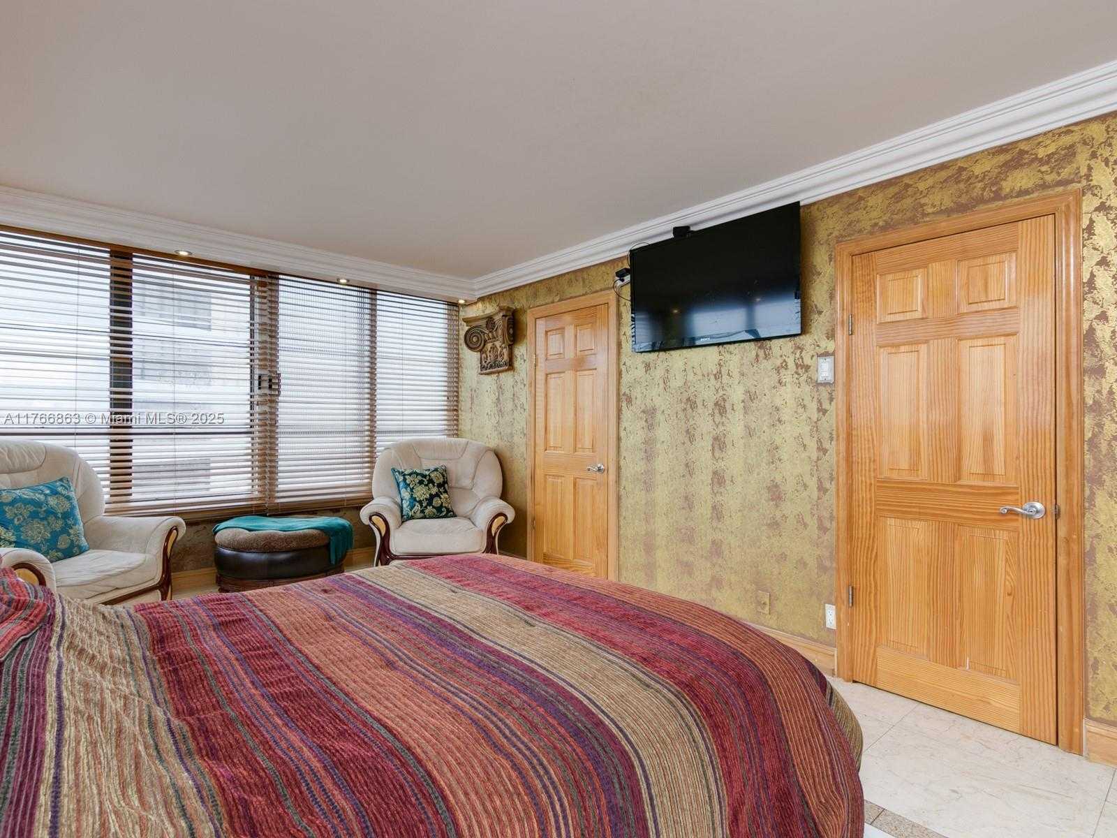 Small Image of 600 THREE ISLANDS BLVD #912, Hallandale Beach Number 27