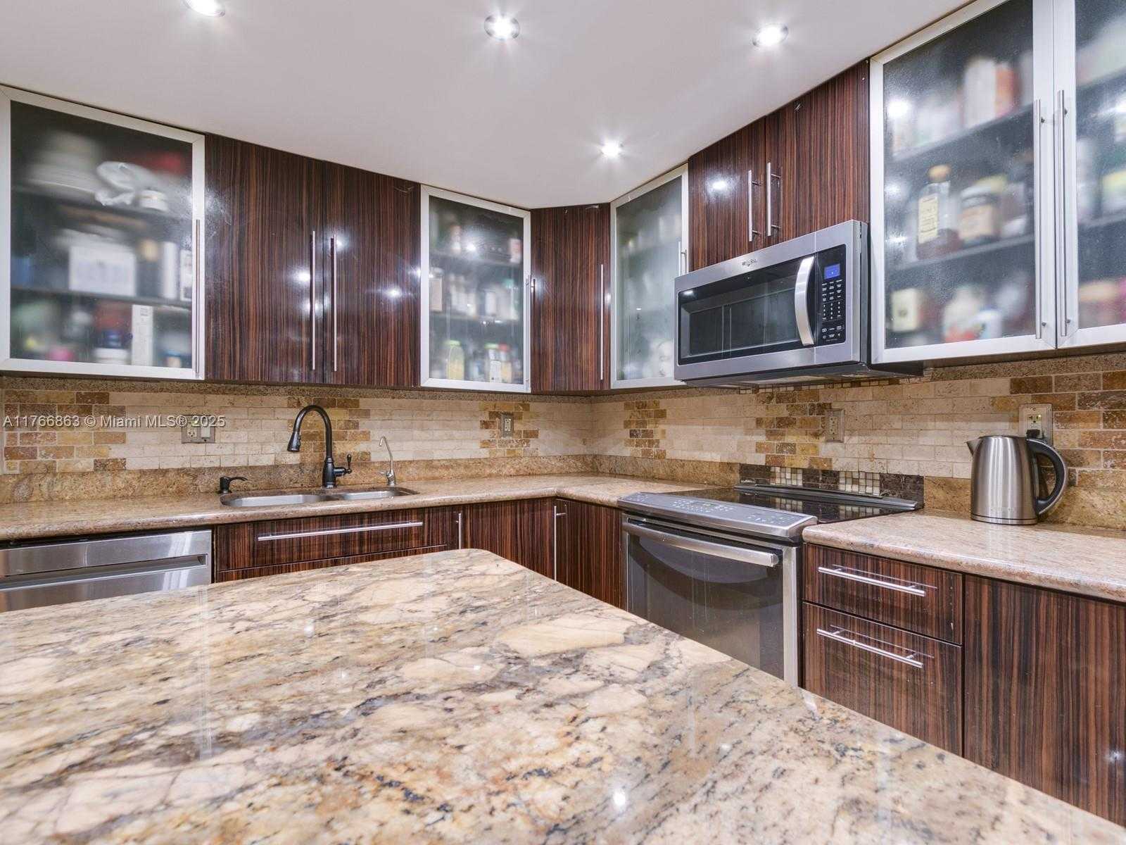 Small Image of 600 THREE ISLANDS BLVD #912, Hallandale Beach Number 8