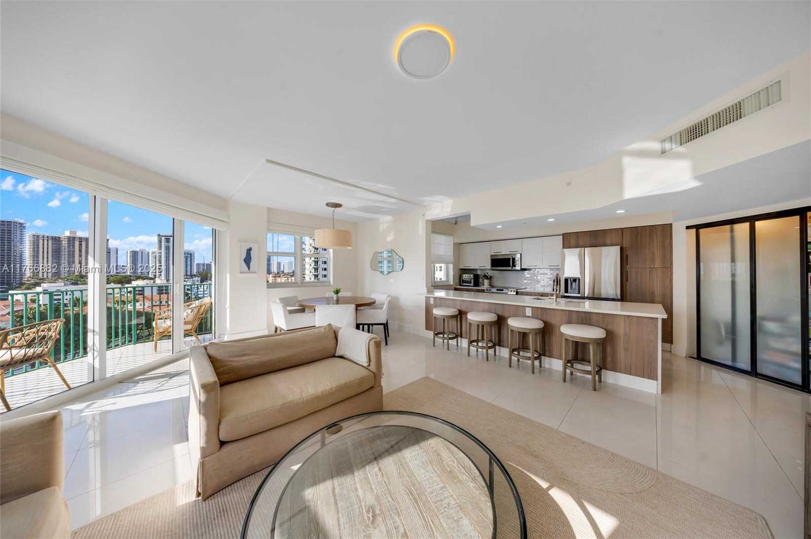 Small Image of 20000 EAST COUNTRY CLUB DR #911, Aventura Number 10